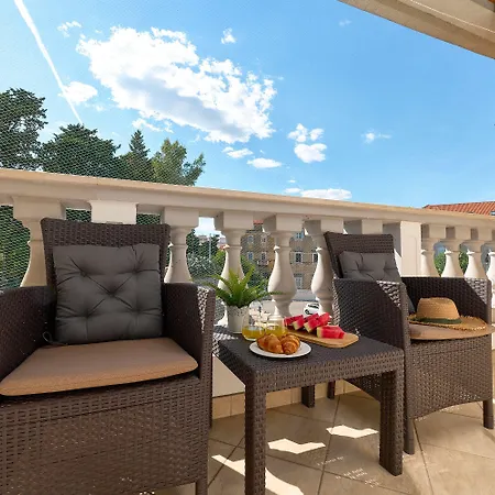 Sun Giardino Apartment Split